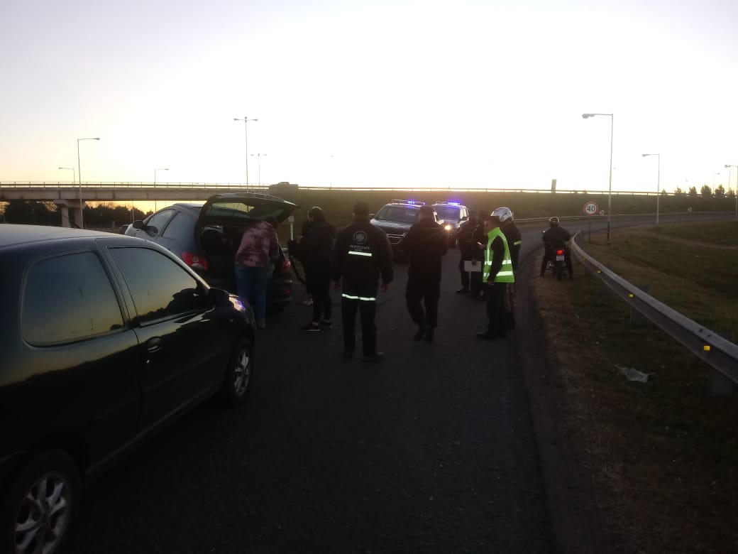 Autopista feroz: un fuerte accidente interrumpió la calma funense